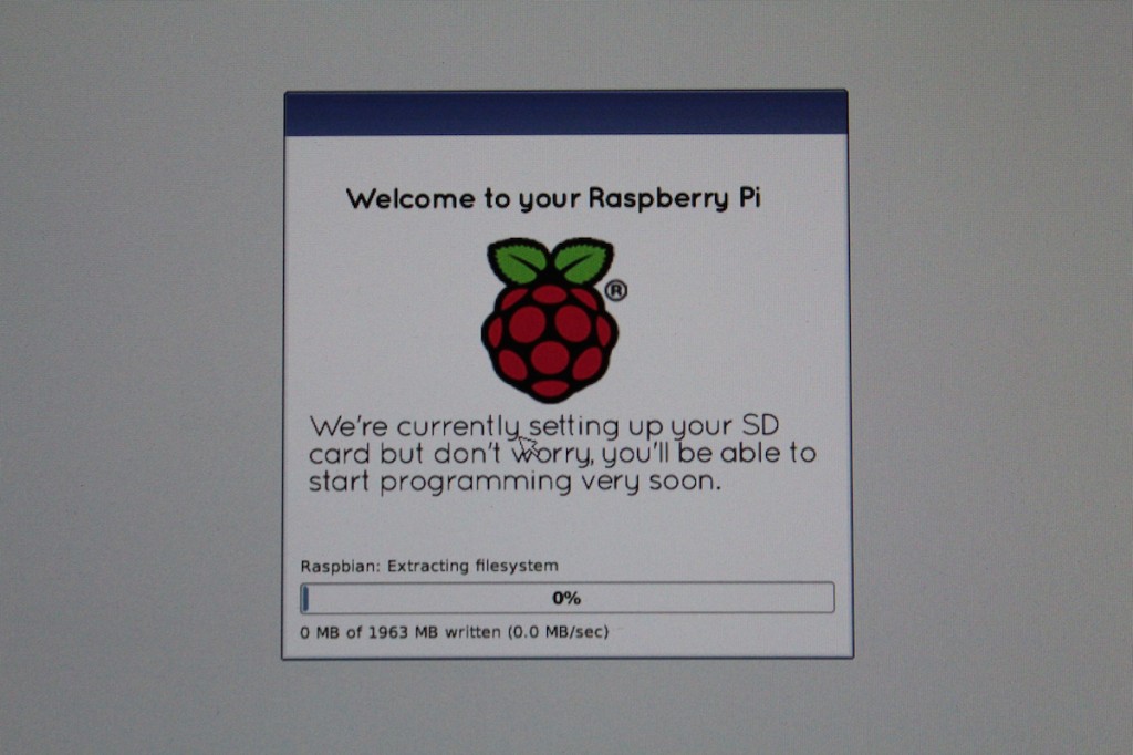 NOOBS: Raspbian インストール